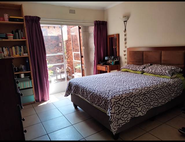 2 BEDROOM TOWNHOUSE FOR SALE IN BROMHOF
